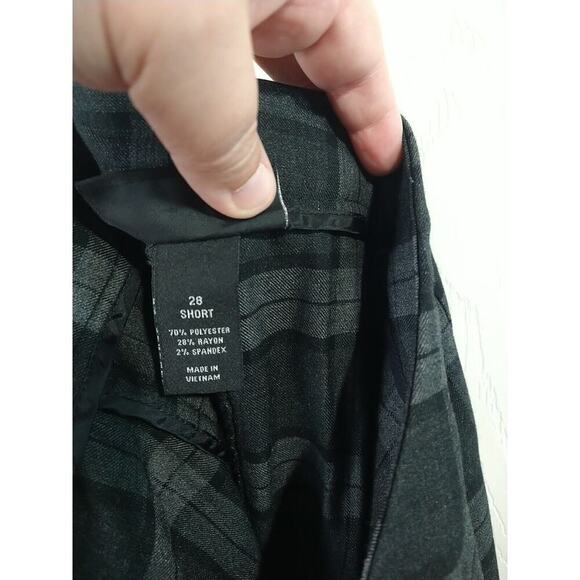 Lane Bryant Women 28S Grey Plaid Wide Leg Pockets Flat Front Dress Pant - Picture 8 of 11